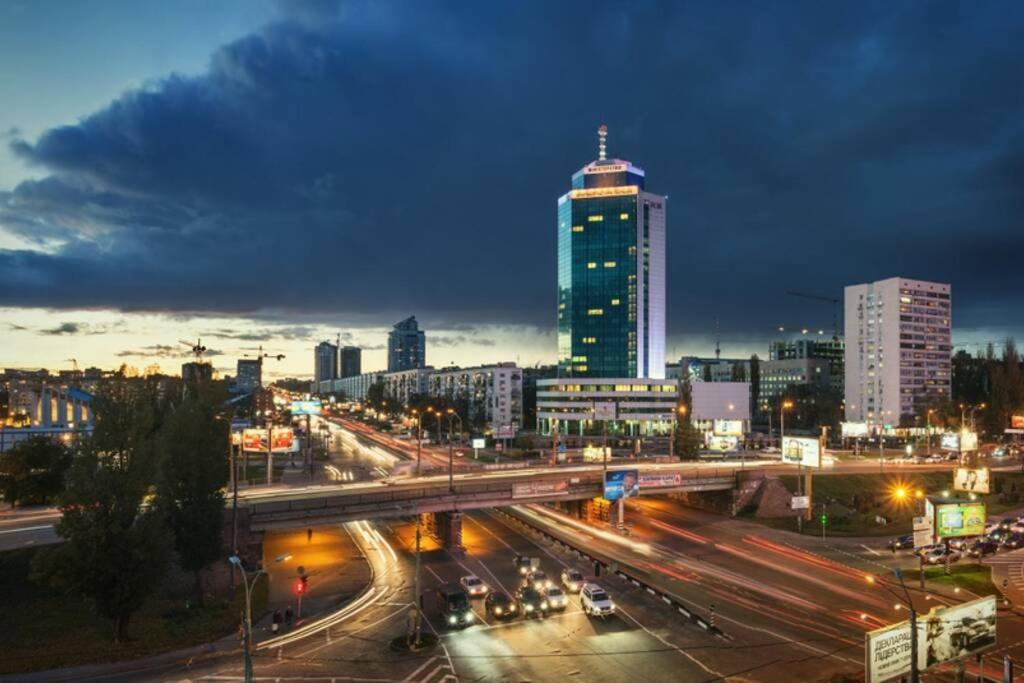 Loft Studio Near Smart Plaza Polytech, Center Київ Екстер'єр фото